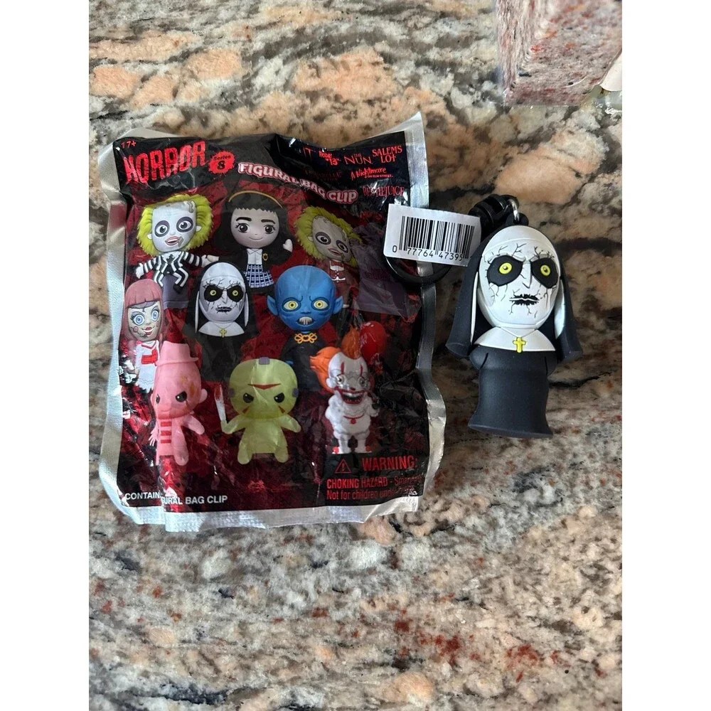 WB Horror Series 8 3D Foam Bag Clip Blind Bag the nun